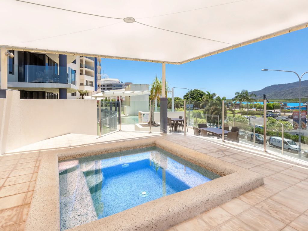 Piermonde Apartments Cairns