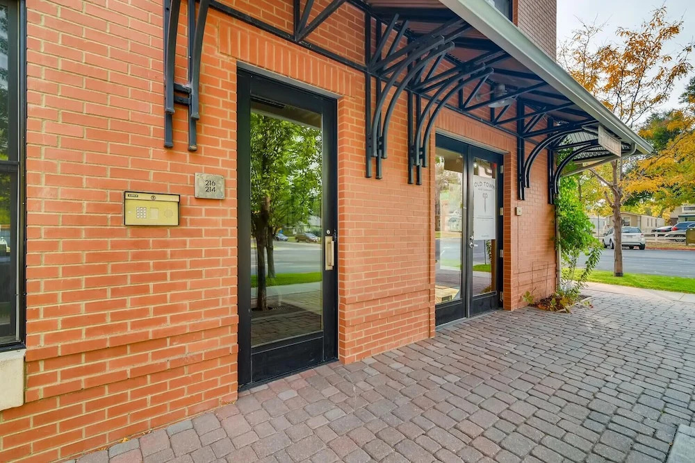 Old Town Loft Oasis with Amazing Rooftop Deck!