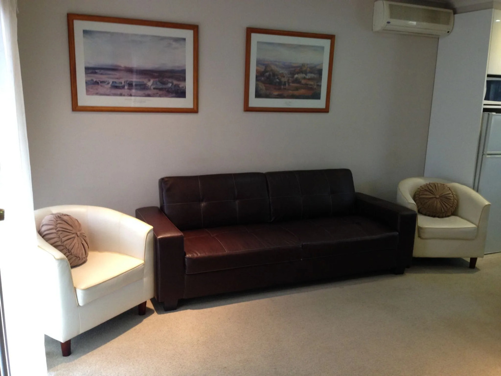 Coachman Motel and Holiday Units