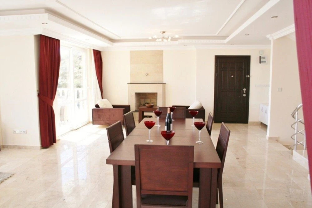 Villa in Alanya With Breathtaking Views 1022