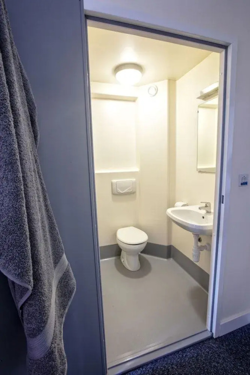 Seabraes Apartments and Rooms