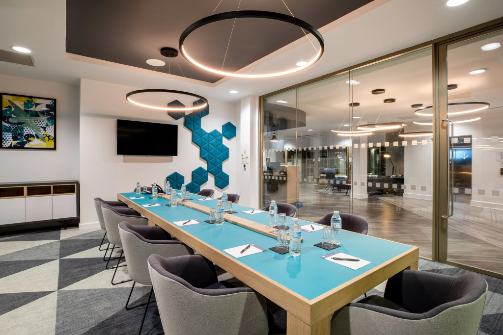 Holiday Inn Express Cambridge West - Cambourne by IHG