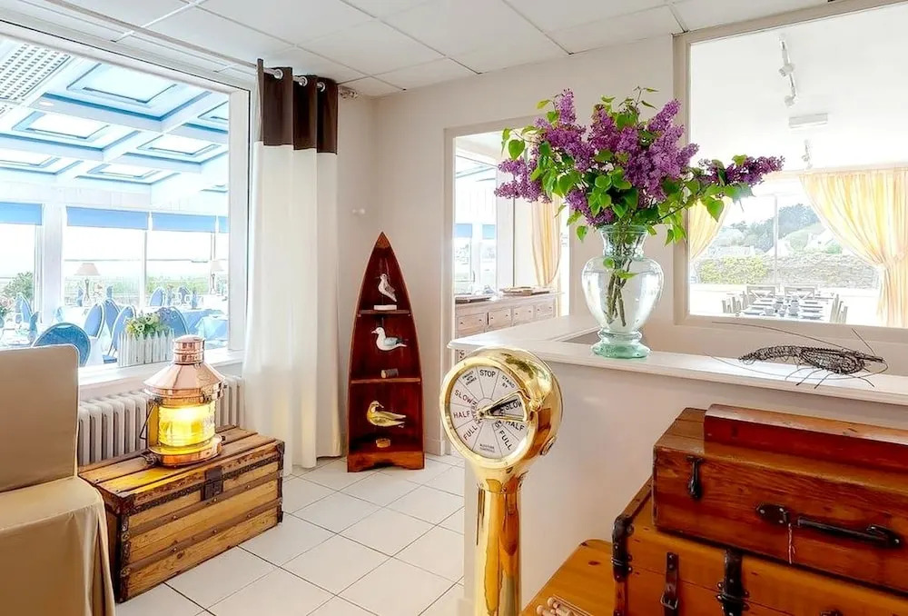 Logis Hotel Restaurant De La Plage