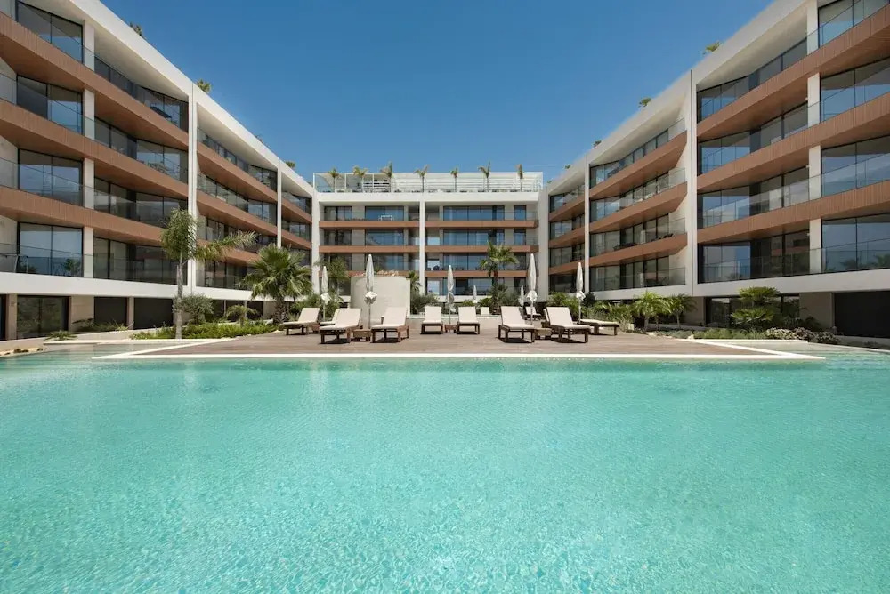 Del Mar Apartment - BT