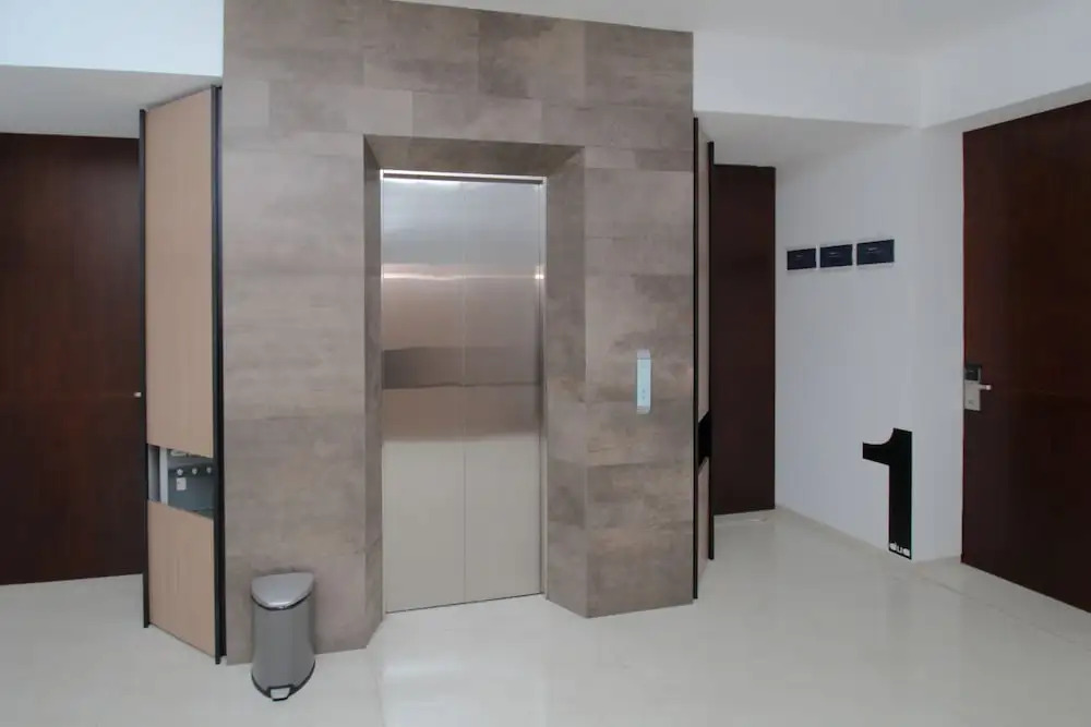 Airy Kuningan Bek Murad 73 Jakarta