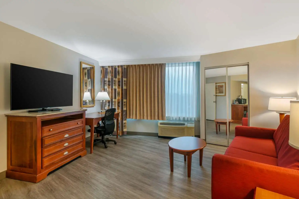 DoubleTree by Hilton Jefferson City