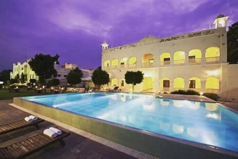 Hotel Roop Vilas Palace