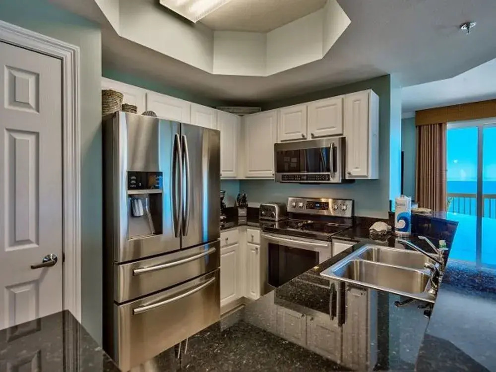 Calypso 709W 3 Br condo by RedAwning