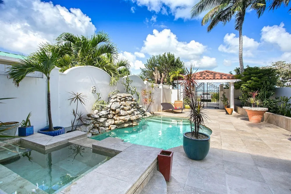 Dream Villa Simpson Bay Vittoria Beachfront
