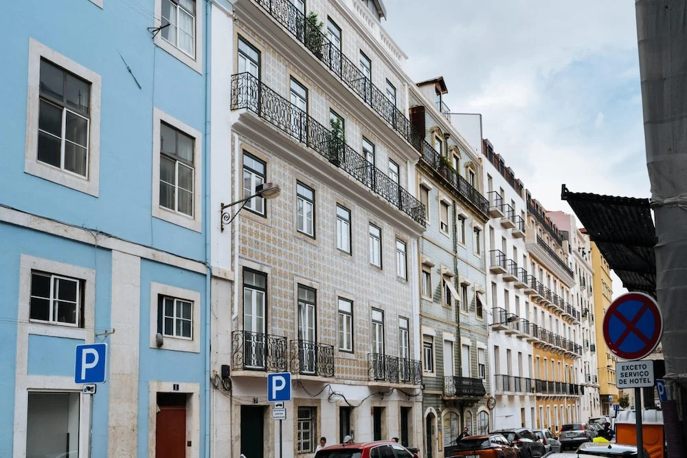 Urban Vista in Lisbon - by Misha s Place 5D
