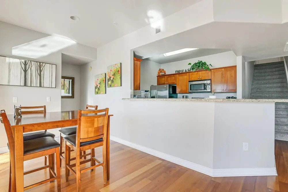 Hike & Golf in Fountain Hills! Resort-style Condo