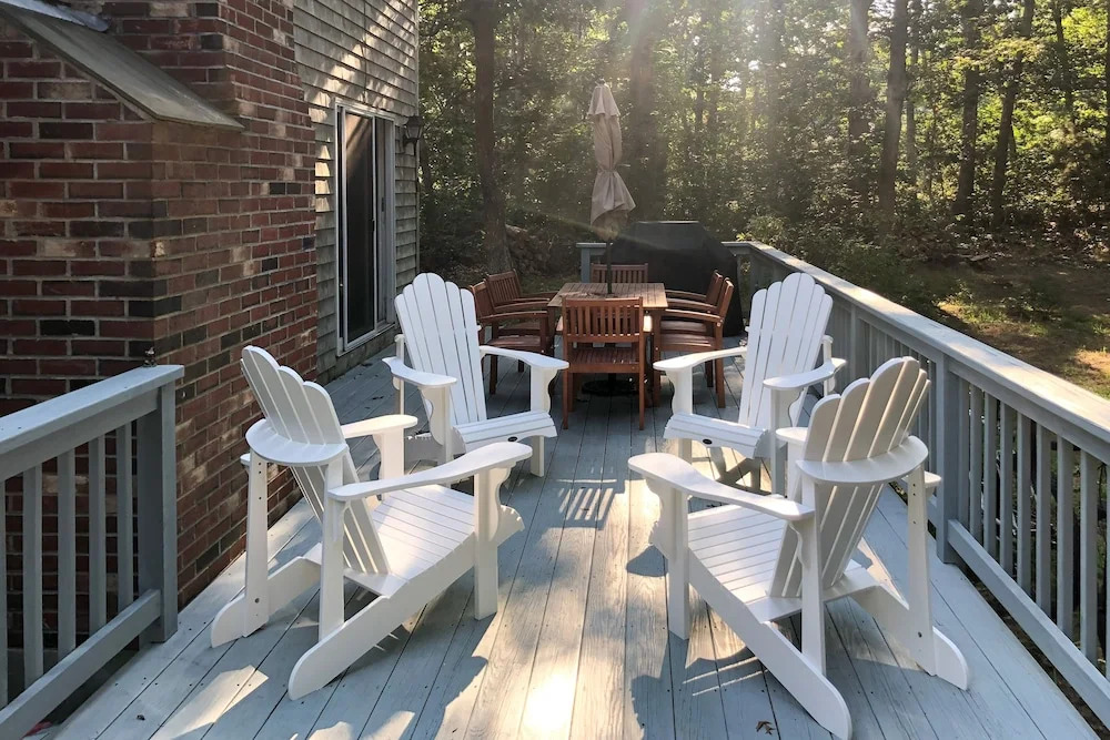 New Listing! Freshly Renovated : Near Beaches! 3 Bedroom Home