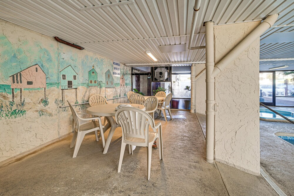 Great for Families! Murrells Inlet Beachfront Gem