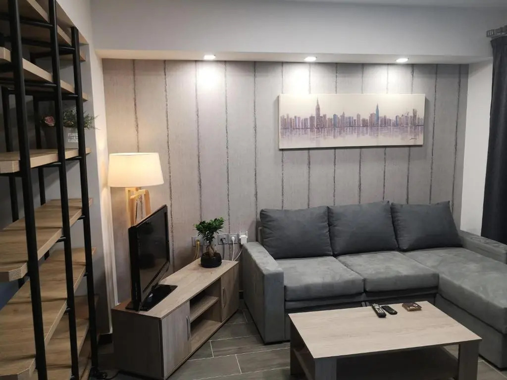 Apartment 22