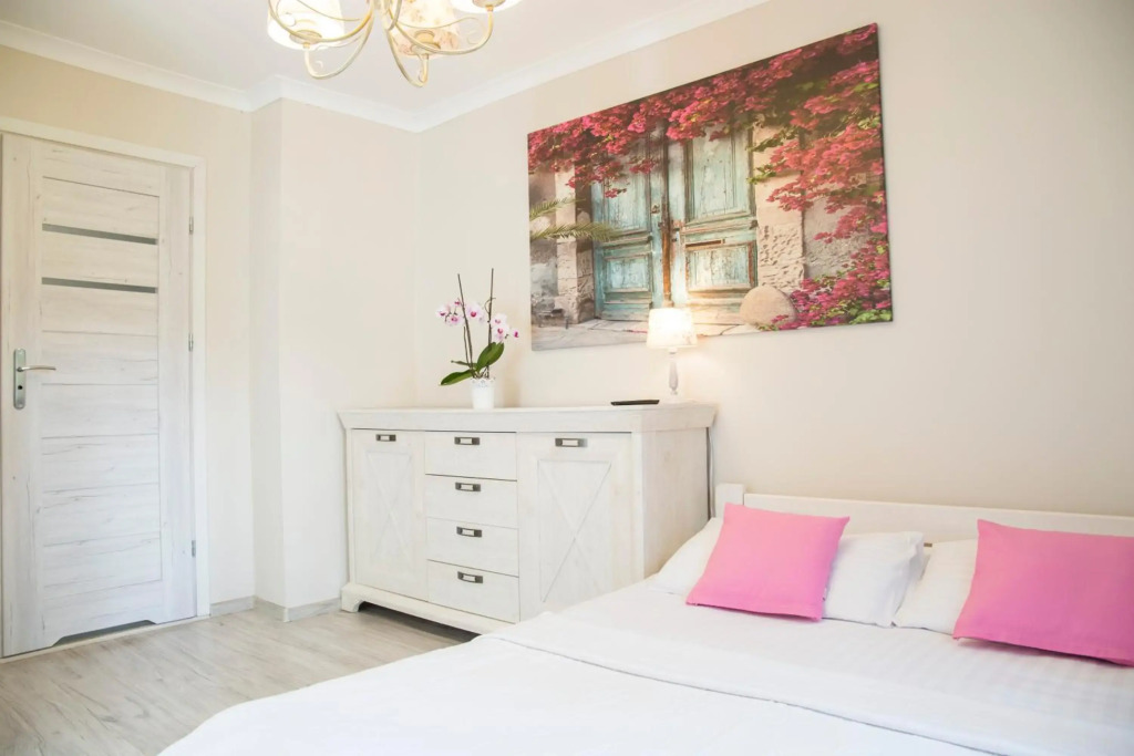 Apartamenty EDEN- jacuzzi, domek saunowy , śniadanie , piękne widoki