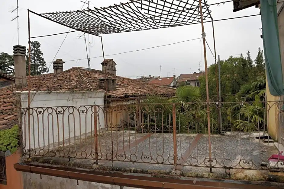 Stay in Verona Center