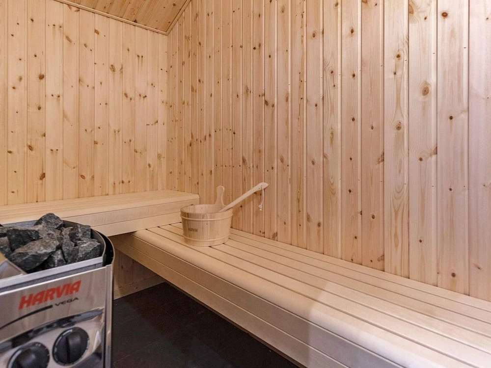 10 Person Holiday Home in Idestrup