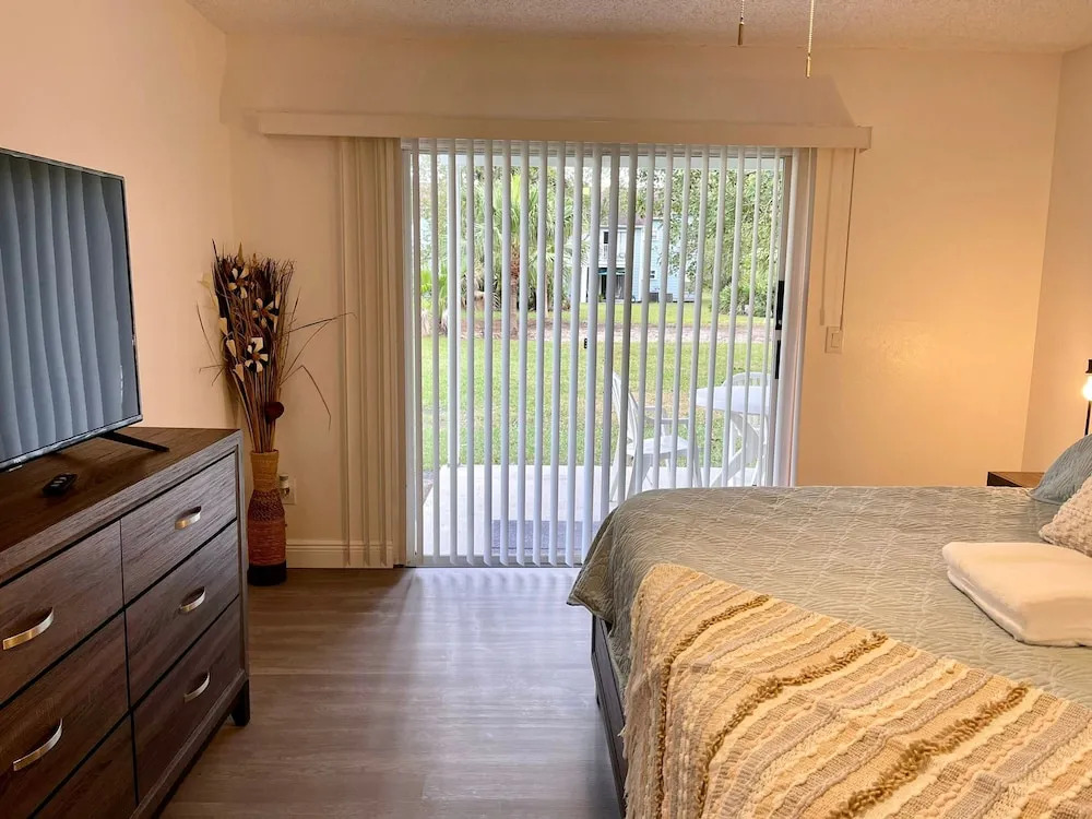 Grand Superior 3BR Condo Near Disney Parks 10