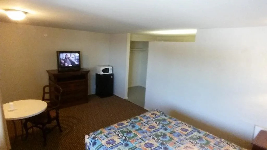 Riviera Motor Lodge