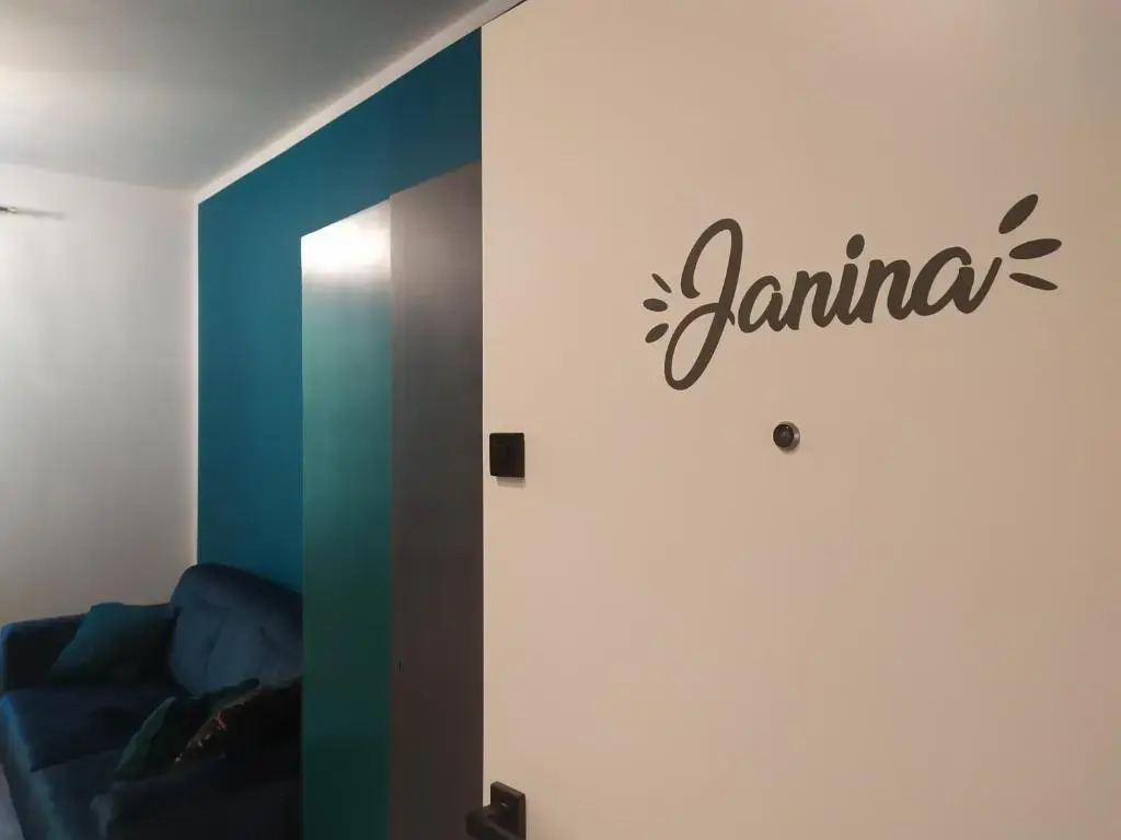 Lawendowo- sauna, jacuzzi, domki w ogrodzie i apartamenty w kamienicy