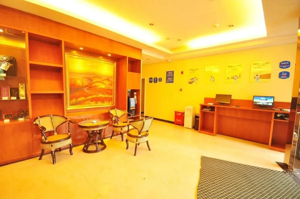 Hanting Express Hangzhou Baojiao North Road