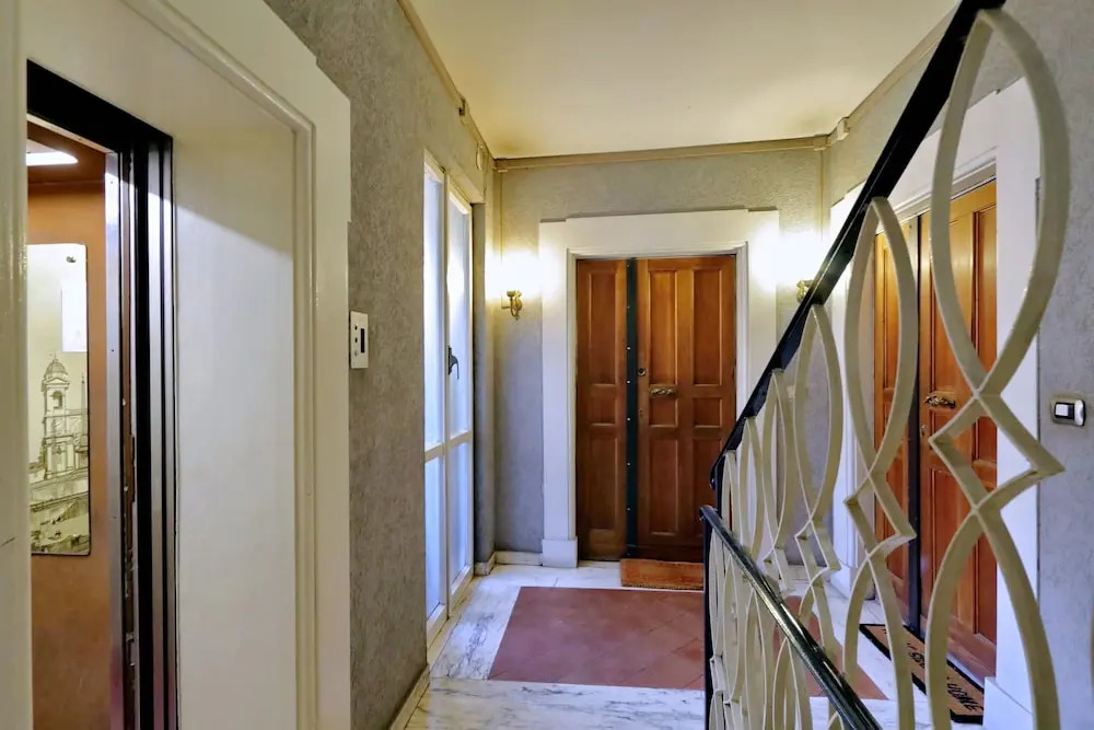 Spanish Steps Modern Apartment Balcony