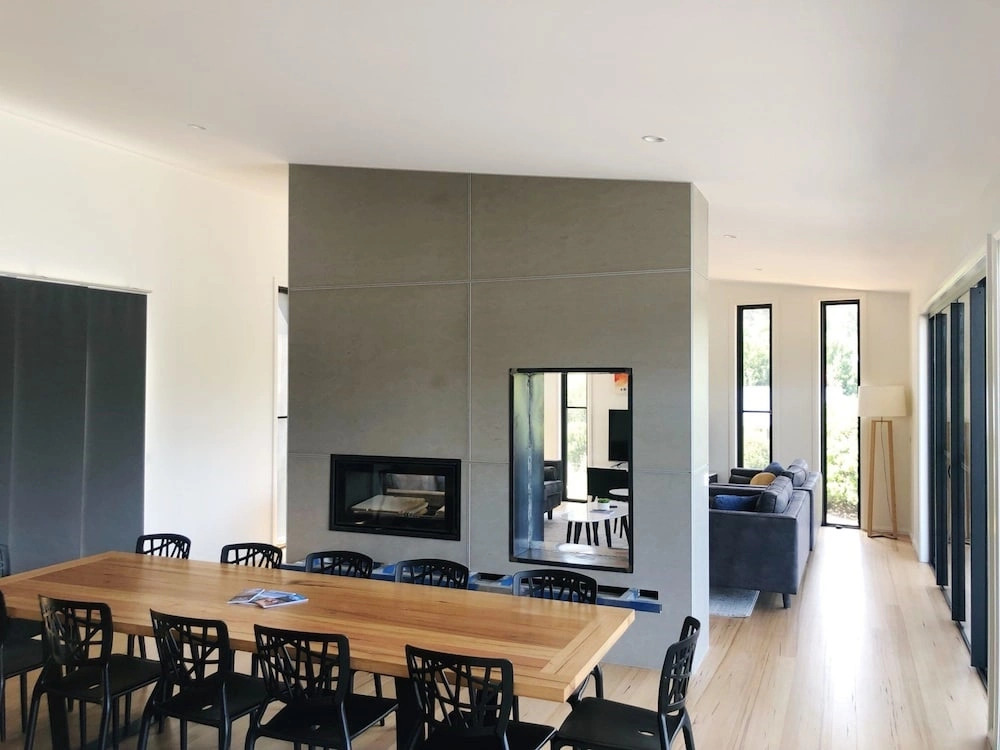 Mountain Mist Retreat - 6 Bedrooms