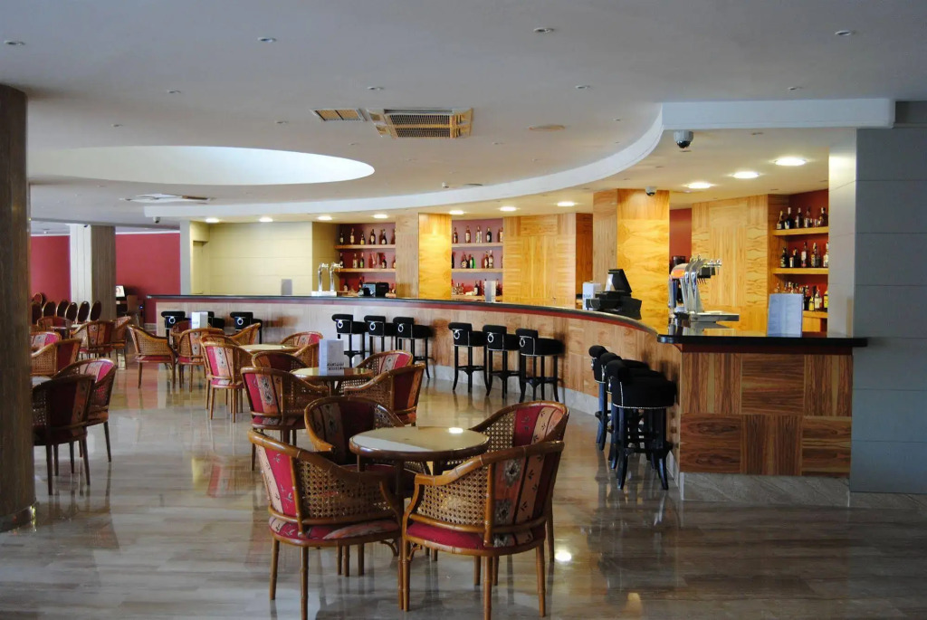 Hotel Cala Font
