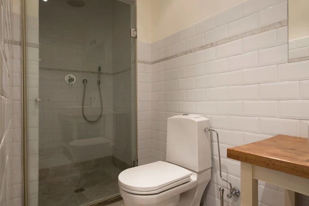 Saint Pauls Suite 6