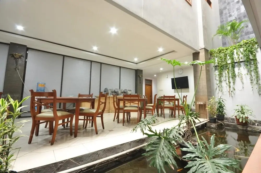 Caryota Hotel