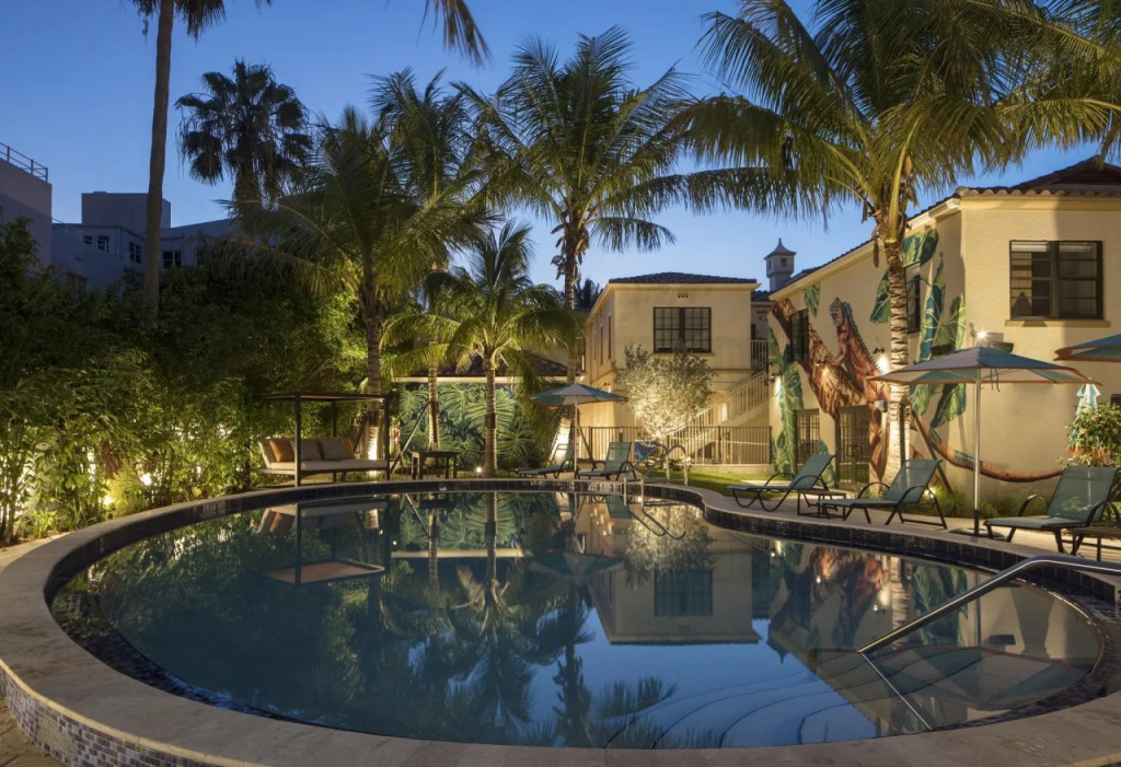 Hotel Rendale Miami Beach