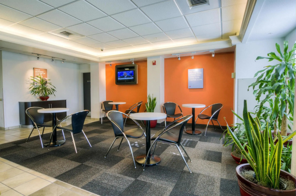 Motel 6-Orlando, FL - International Dr