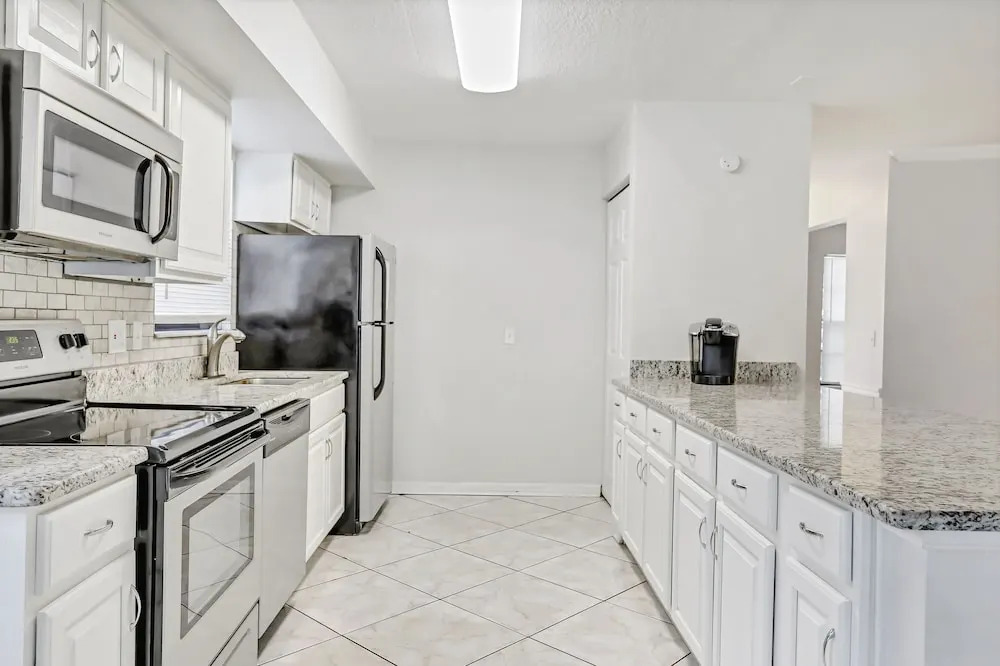3BR Pool Home in Lutz by Tom Well IG