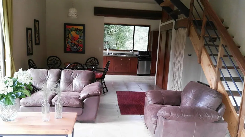 Monteverde Casa Mia, near main attractions and town