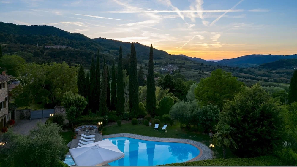 CASA PAGGETTI 8, Emma Villas