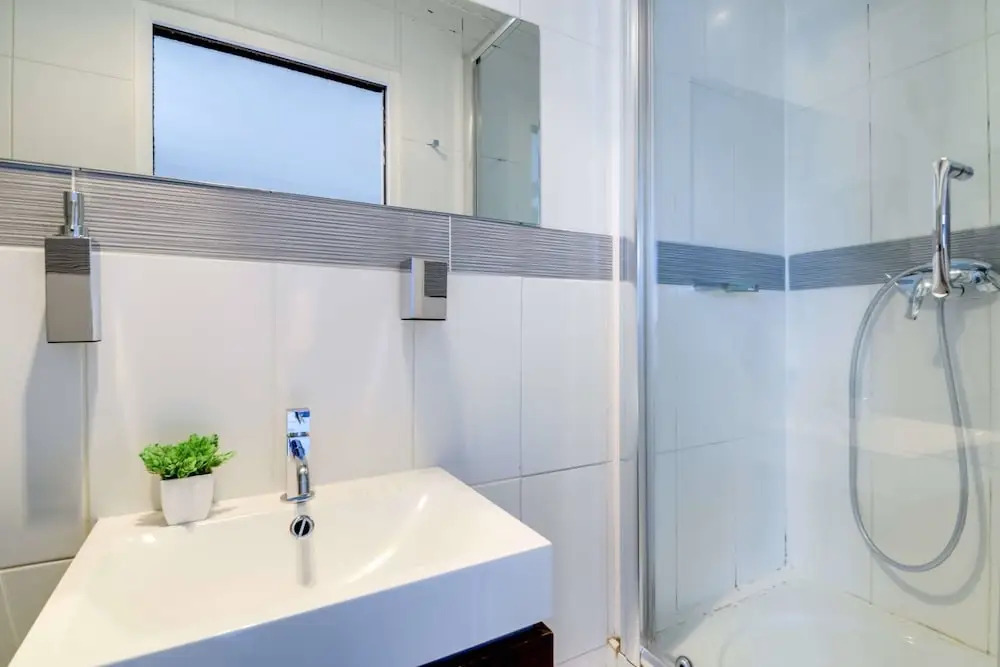 Comfy Apartment for 2 in Gare du Nord