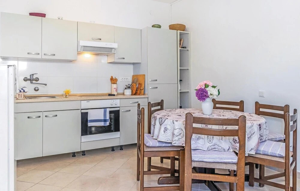Amazing Home in Klenovica With Wifi and 3 Bedrooms