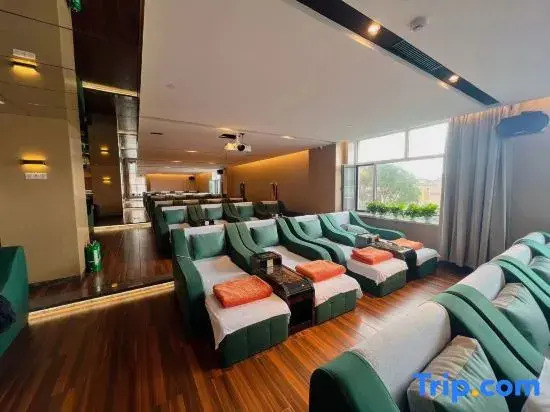 Jilin Hongyang Water Dream Hotel (Northeast Electric Power University Branch)