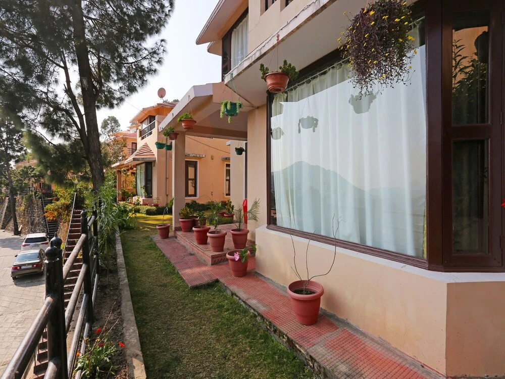 OYO 10816 Home 2BHK Winged Villa Sattal