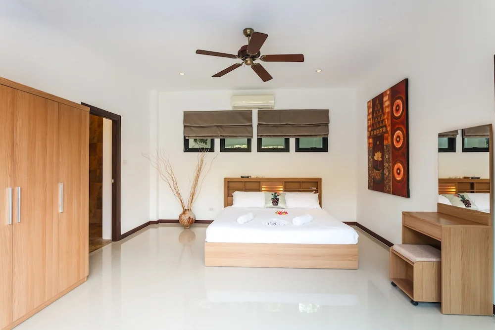 Villa Frangipani by Lofty