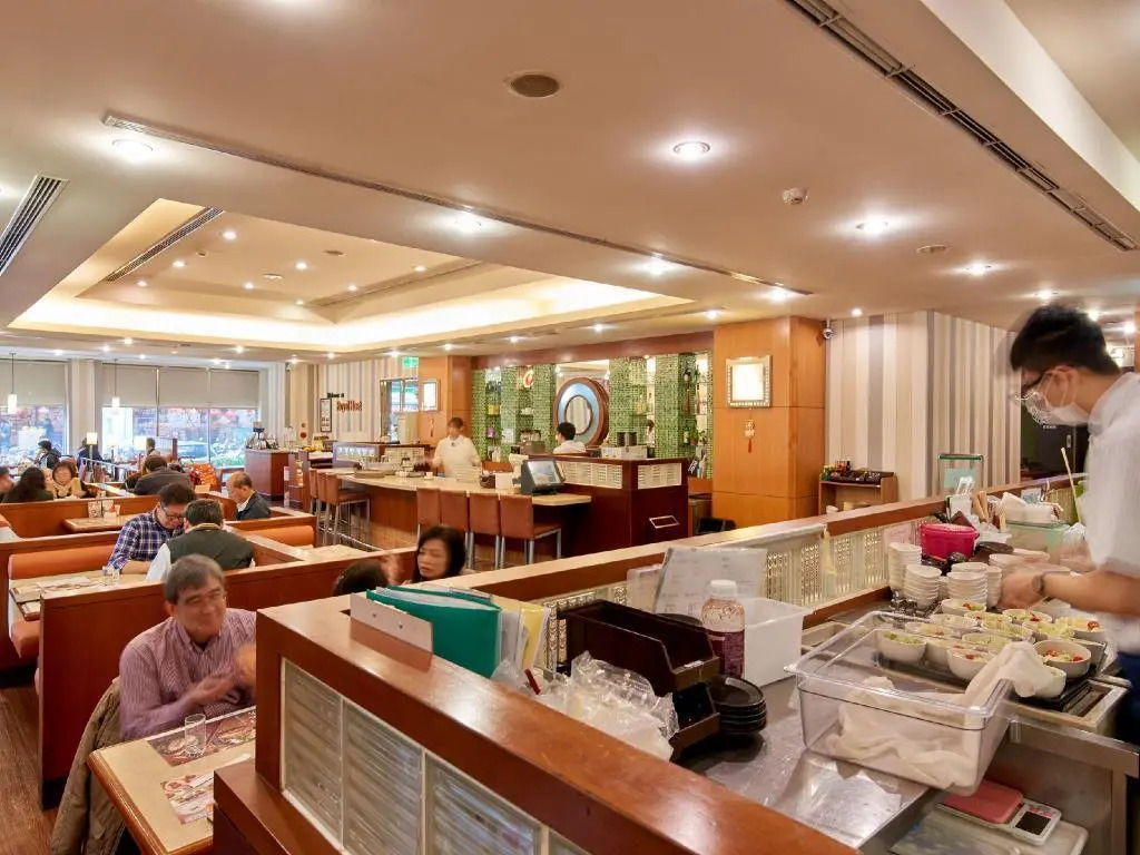Y Hotel