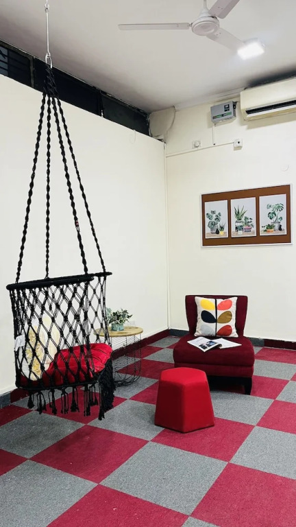 BluO 3BHK Golf course road with Balcony and Lift