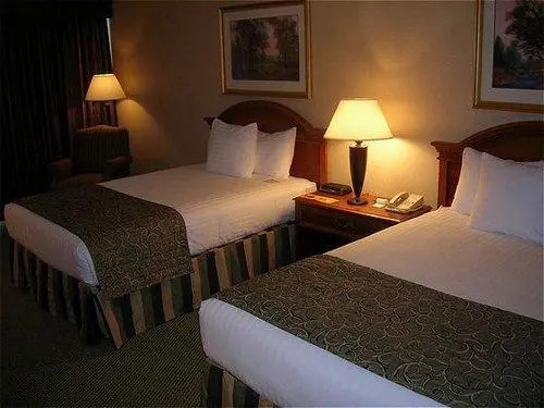 Holiday Inn Express and Suites Detroit North-Troy by IHG