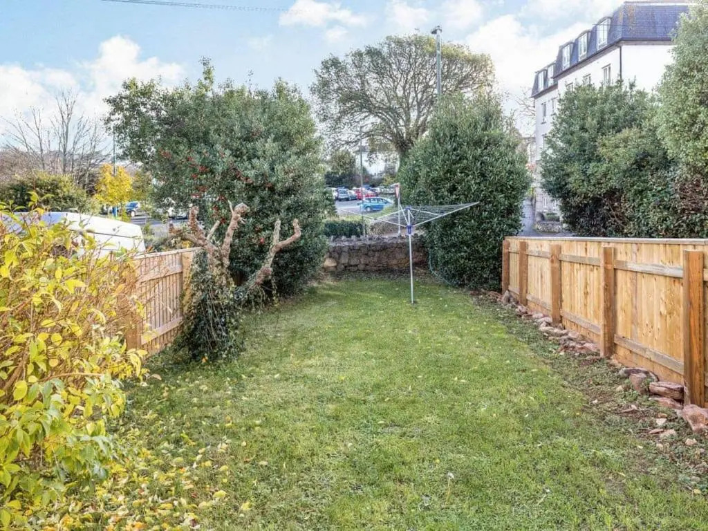 Lovely Period Villa Sleeps 8 Resting in Torquay