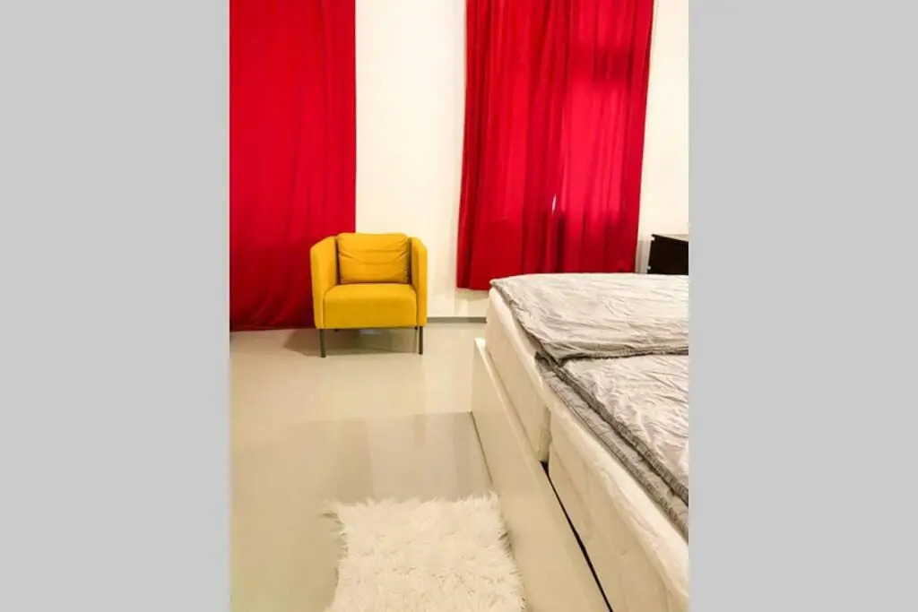 Studio,10 min to Citycenter,33m,Smart TV,Kingbed