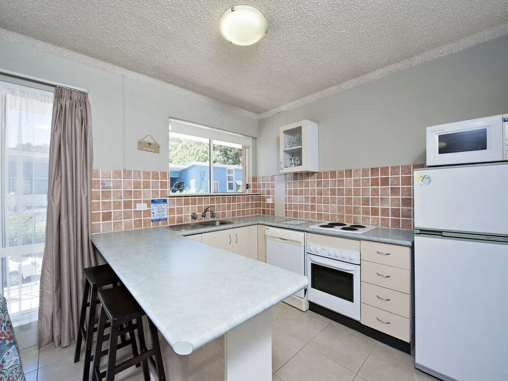 Shoal Towers, Unit 2/11 Shoal Bay Road