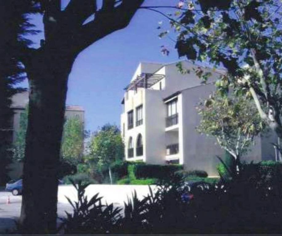 Studio In Six Fours Les Plages With Shared Pool And Enclosed Garden 100 M From The Beach