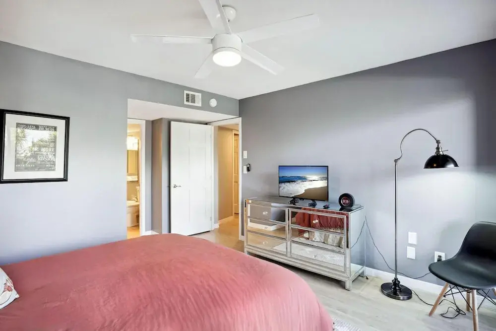 Lands End 1-306 Bay Front- Premier