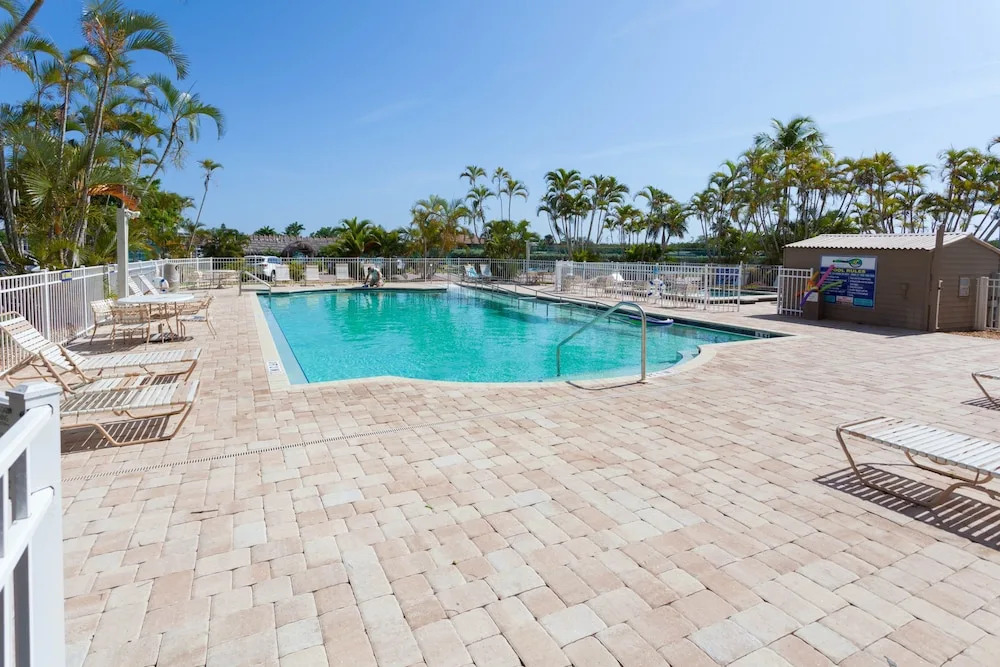 Bonita Beach 5500 - 5205