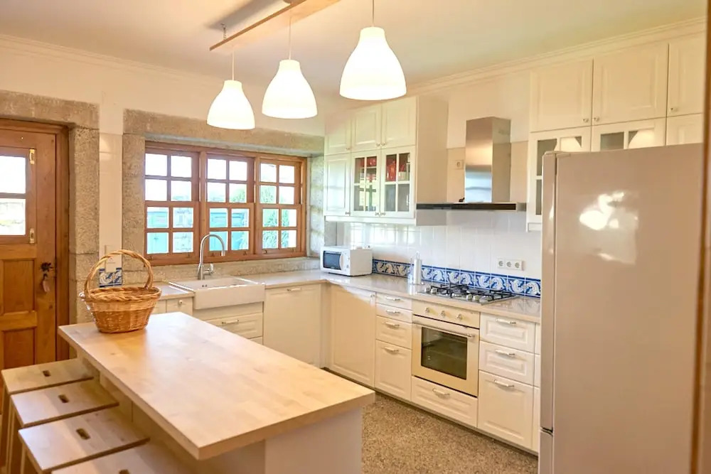 House With 5 Bedrooms in Cristelo, With Wonderful sea View, Private Po